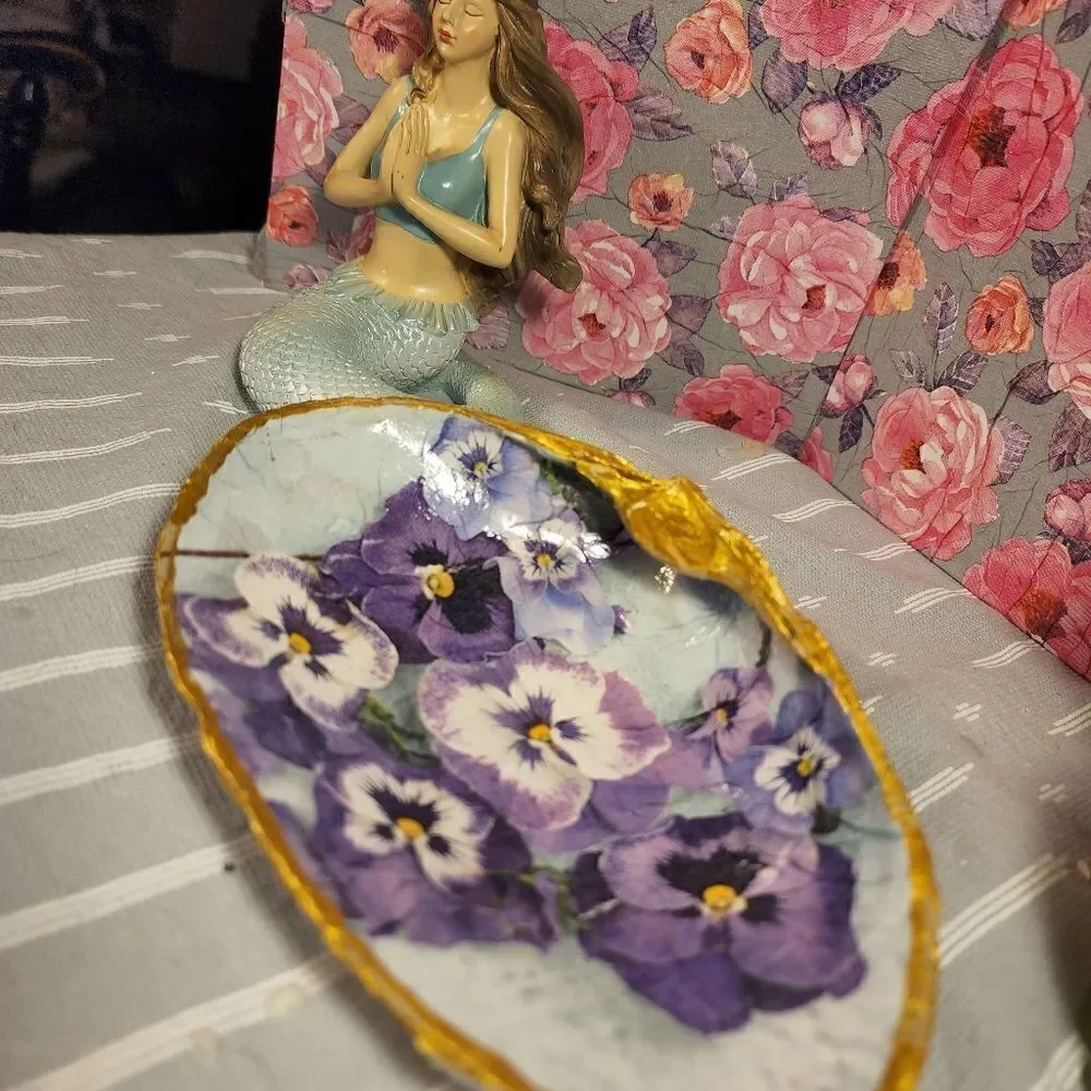 DECOUPAGE CLAM SHELL - Picture 3 of 6